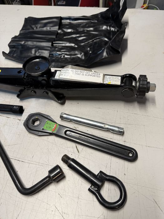 Cric original mercedes vito viano