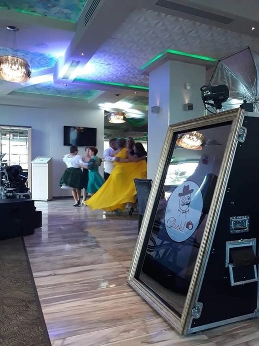 Vand/Schimb - Afacere “Cabina Foto Click” - Foto (Sibiu)