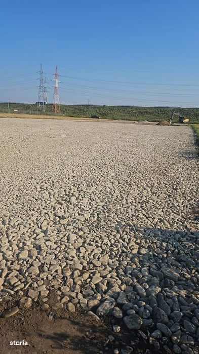 De inchiriat teren Piata Stupini