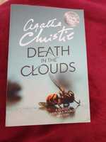 Carte agatha cristie roman in limba engleza death in the clouds cadou