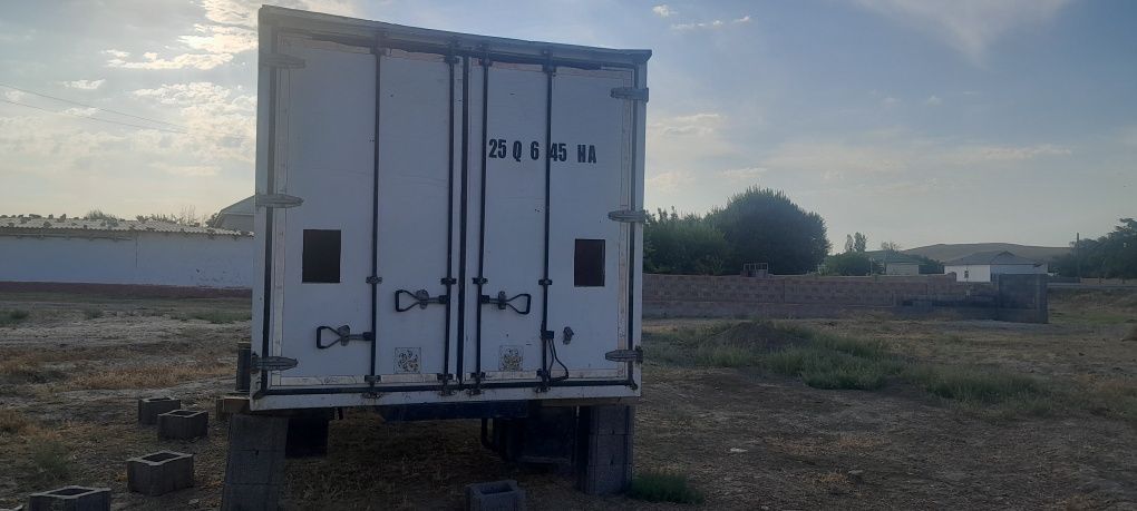 Isuzu bort. Zavatiskoy 5 m ga 2.30