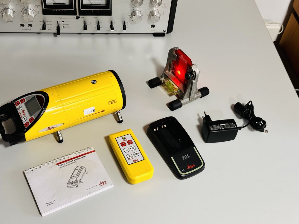 Laser roșu conducte/țevi LEICA Piper100,kit complet,telecomandă,ca NOU