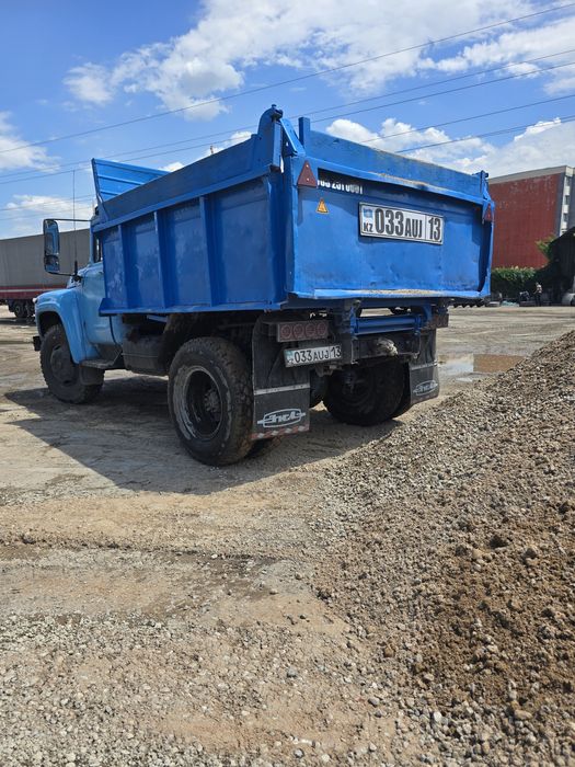 Зил Камаз Доставка сыпучих грузов.Отсев,Песок,Сникерс,Щебень,Глина,Пгс