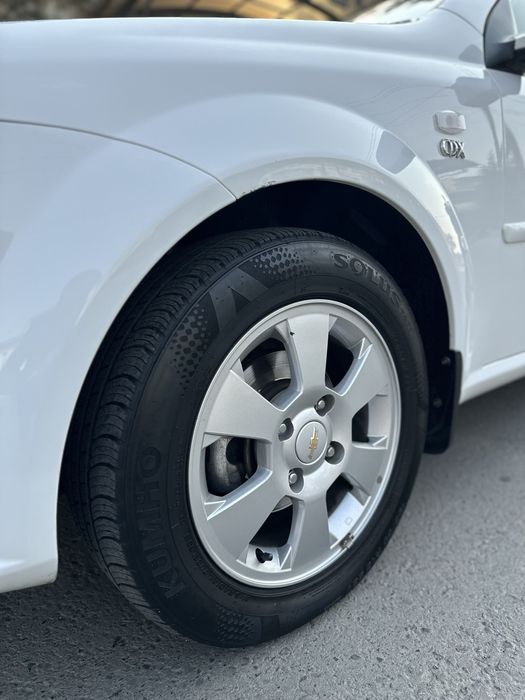 Gentra 2020 3-pozitsiya Full Avtomat karobka srochna sotiladi