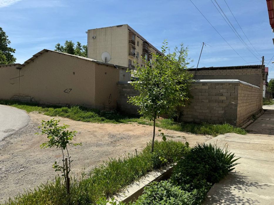 Дом на продажу под бизнес Микрарайон