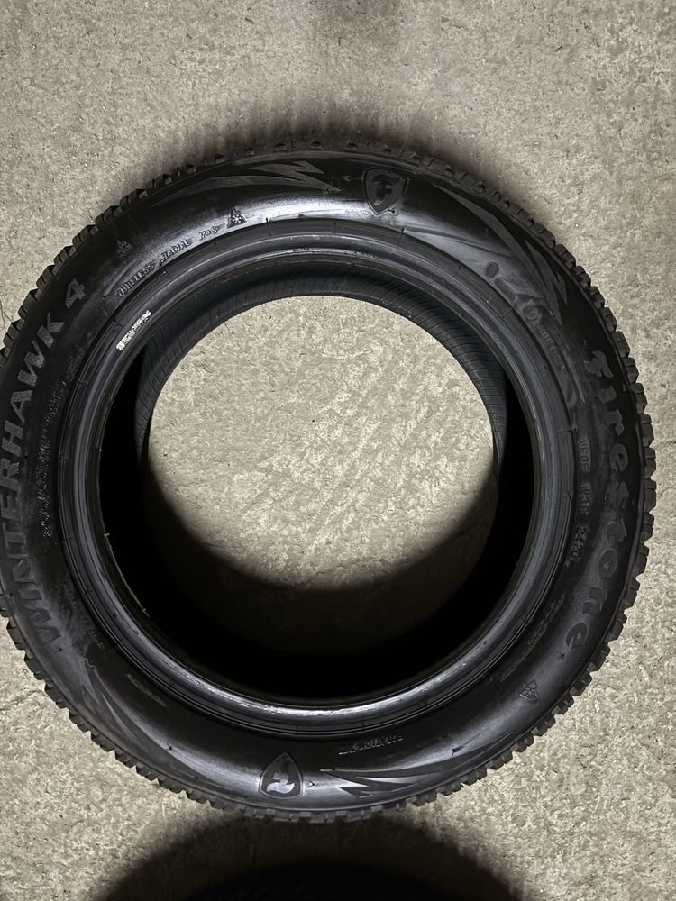 2 бр Goodyear, 1бр Michelin, 1бр Firestone