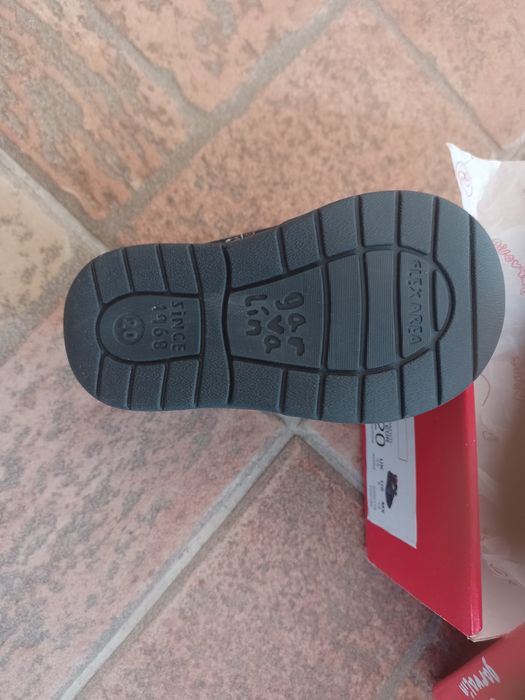 Бебешки обувки за прохождане