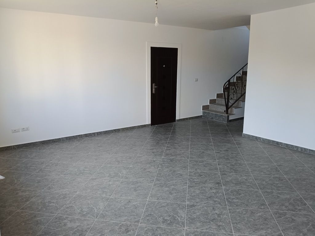 Super oferta! Casă de vânzare