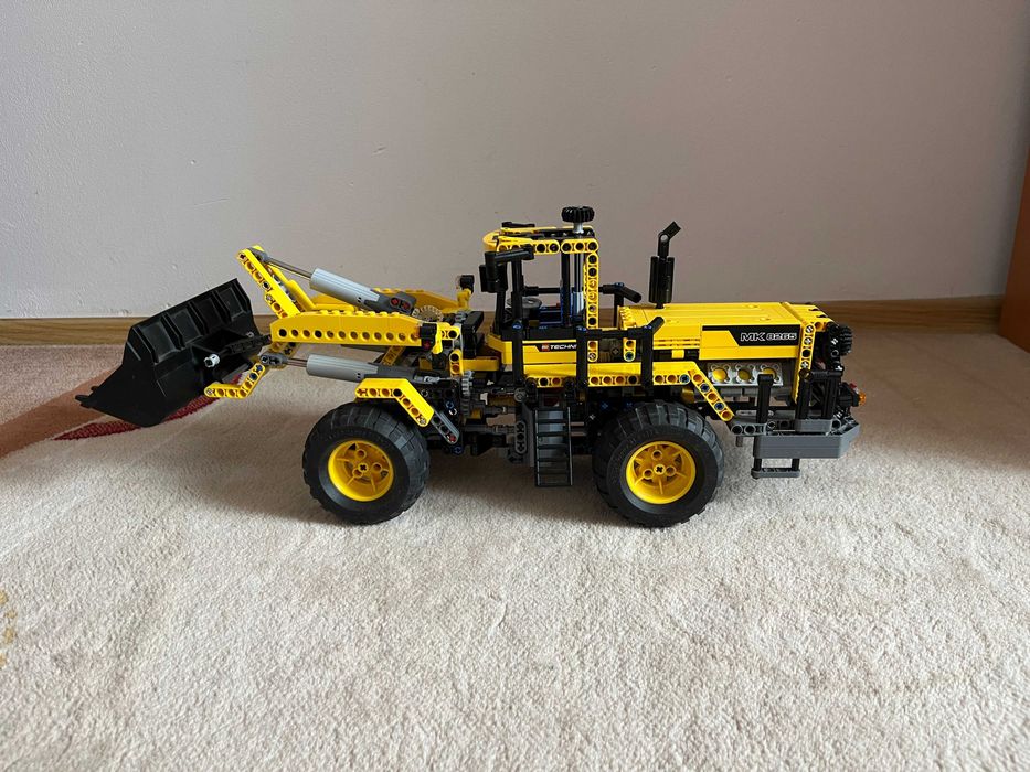 LEGO TECHNIC 8265 и 42068