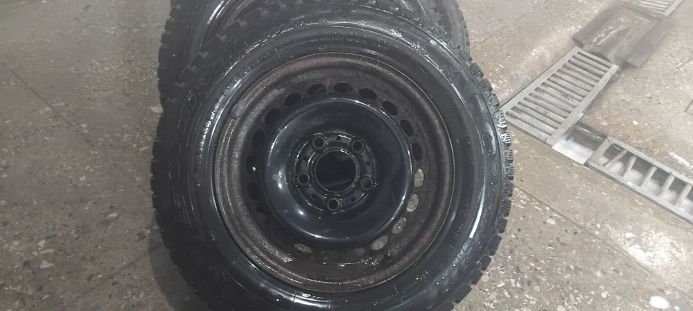 Шины и диски комплект