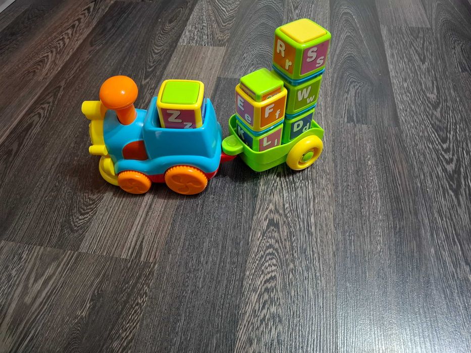 Trenulet cu litere Noriel