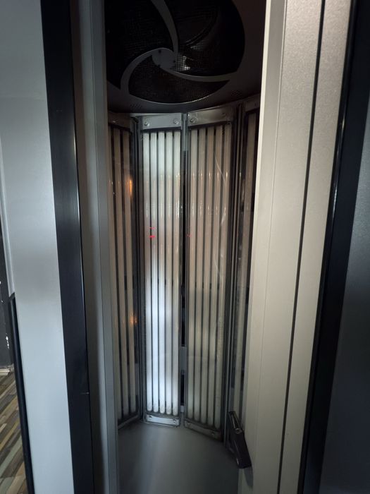 Aparat de bronzat Lounge