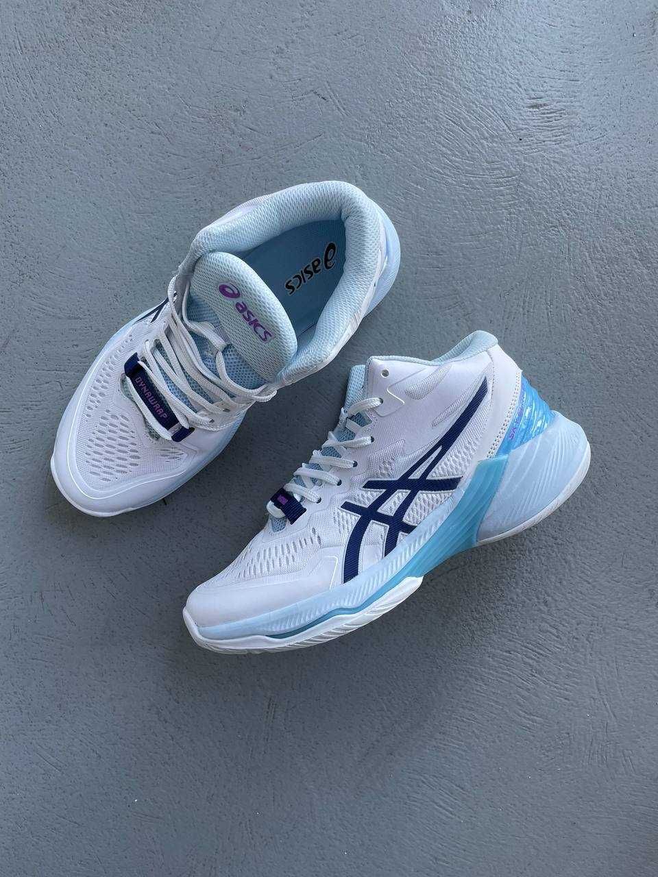 Asics Tokyo 777g