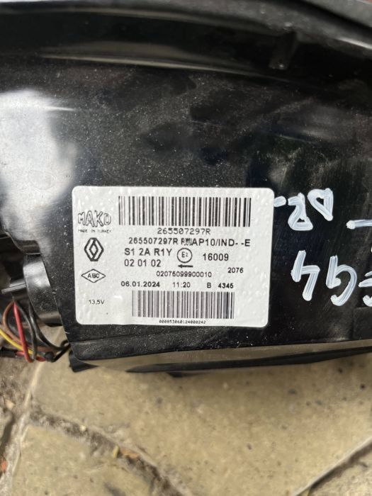 Bara Spate/Stop stanga/dreapta Renault Megane 4 Facelift 2020->