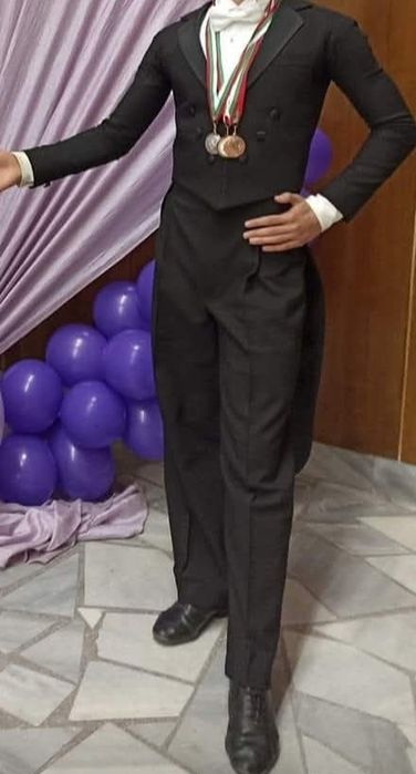 Фрак за спортни танци