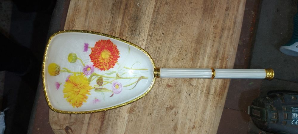 Старо дамско  огледало