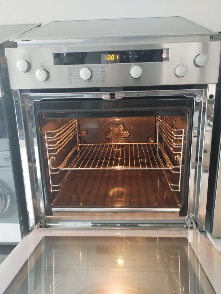 Фурна с плот MIELE H4312EP
