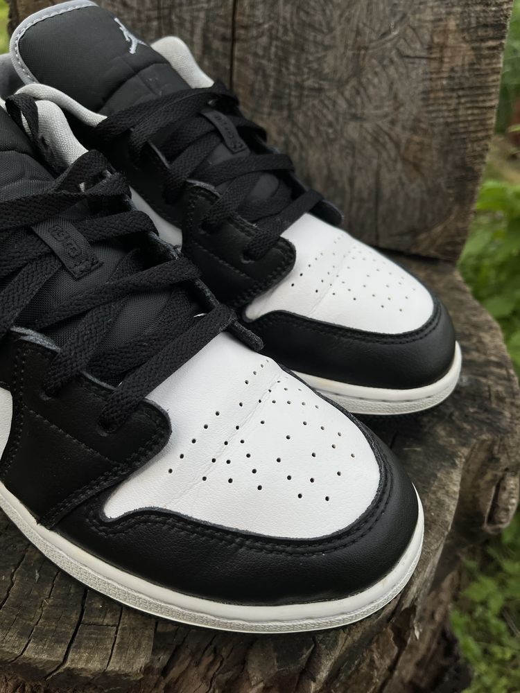 Jordan 1 Low Black White Grey