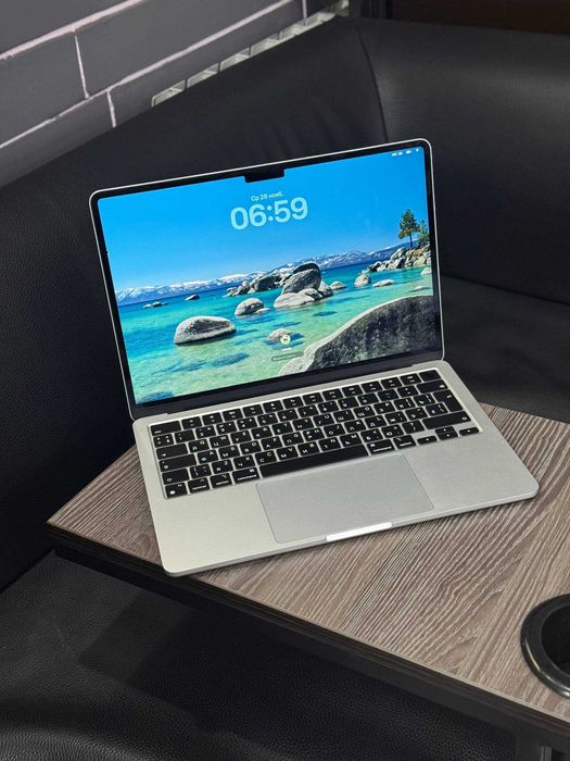 MacBook Air 13 2024 M2 256 / Макбук Эйир 13 2024 М2 256
