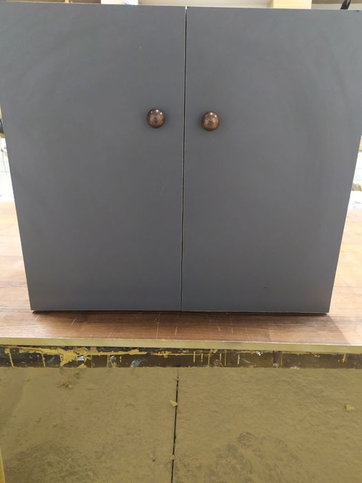 Ish koʻp oyoq kiyim qoyadigan