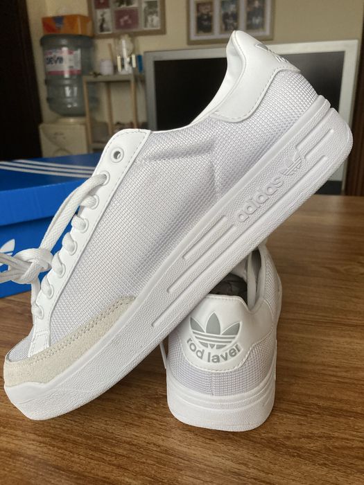 Оригинални мъжки маратонки Adidas Rod Laver