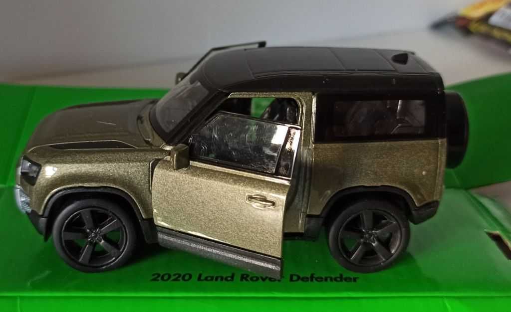 Macheta Land Rover Defender 2020 maro - Welly 1/36