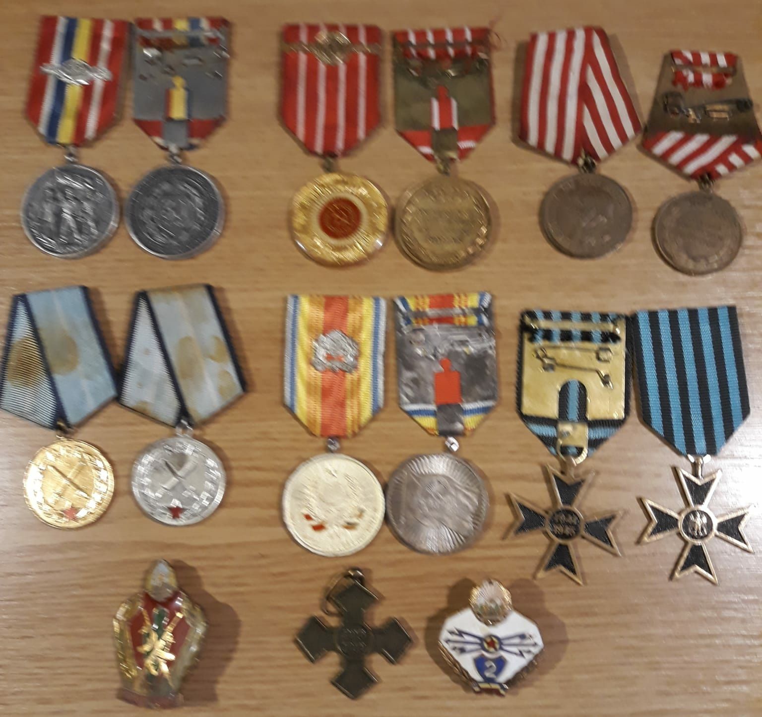 Medalii si decoratii