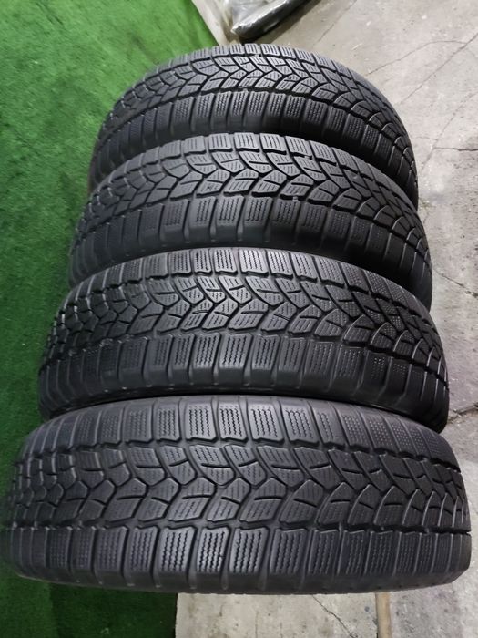 зимни гуми 185/65/15 Firestone, dot19
dot19та
6+мм 
Добри състояние бе