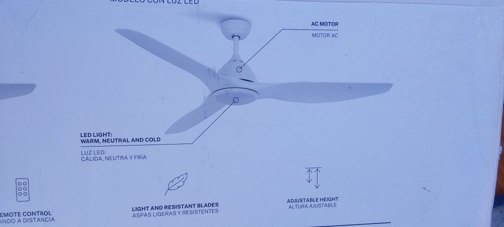 Ventilator de tavan dimensiuni Lăţime 100 cm inălţime 30 cm Adâncime 5