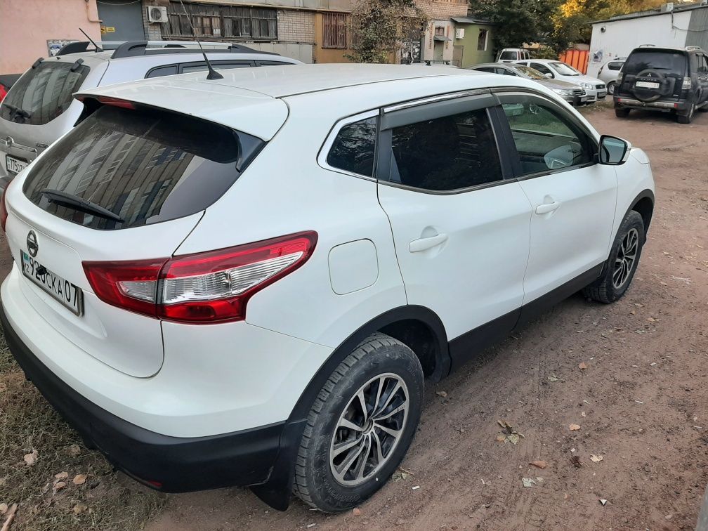 Продам Nissan Qashqai