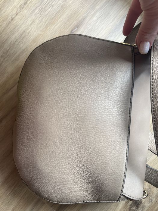 FURLA  340лв цвят капучино