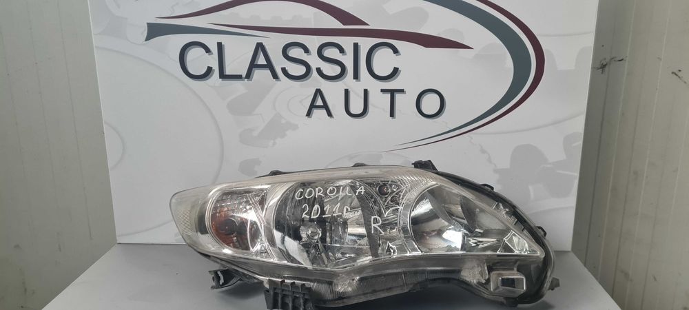 Фар Toyota Corolla 2011г.