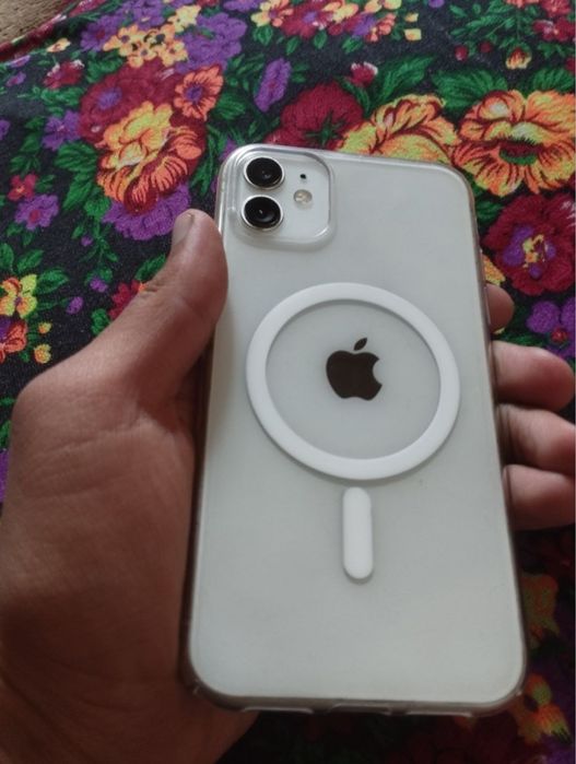 Iphone 11 edial xolatda