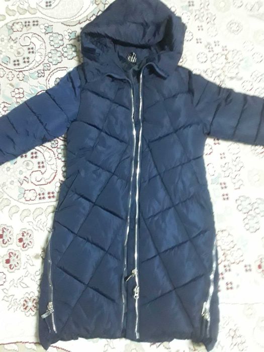 куртки женские.зимние.в отличном состоянии.5000.