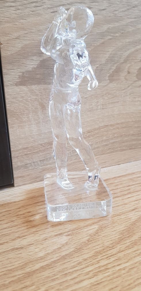 Statuie din cristal sau  sticla  trofeu  golf 100lei fix