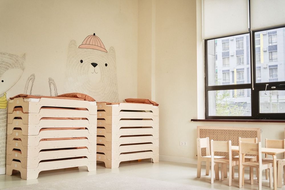 Детская кровать штабелируемая