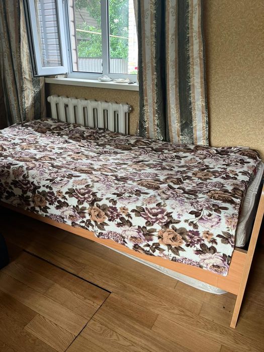 Кровать односпальная