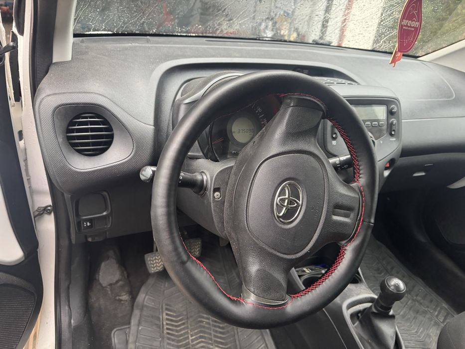 Toyota AYGO 0.9 benzina