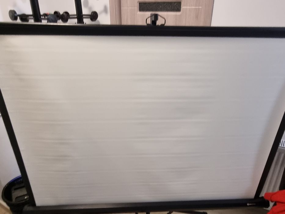 Ecran de proiector mobil QWERTY Sereen