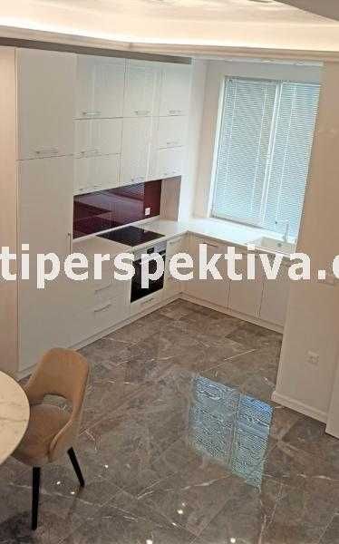 реф.10840 Обзаведена къща в кв. Остромила!