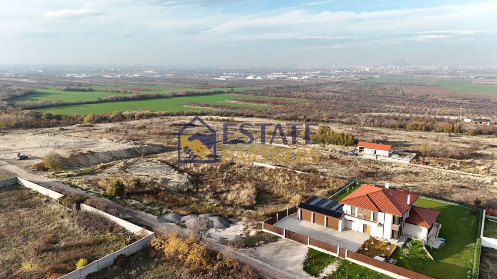 Парцел в Пловдив, област-с.Белащица площ 2262 цена 317000