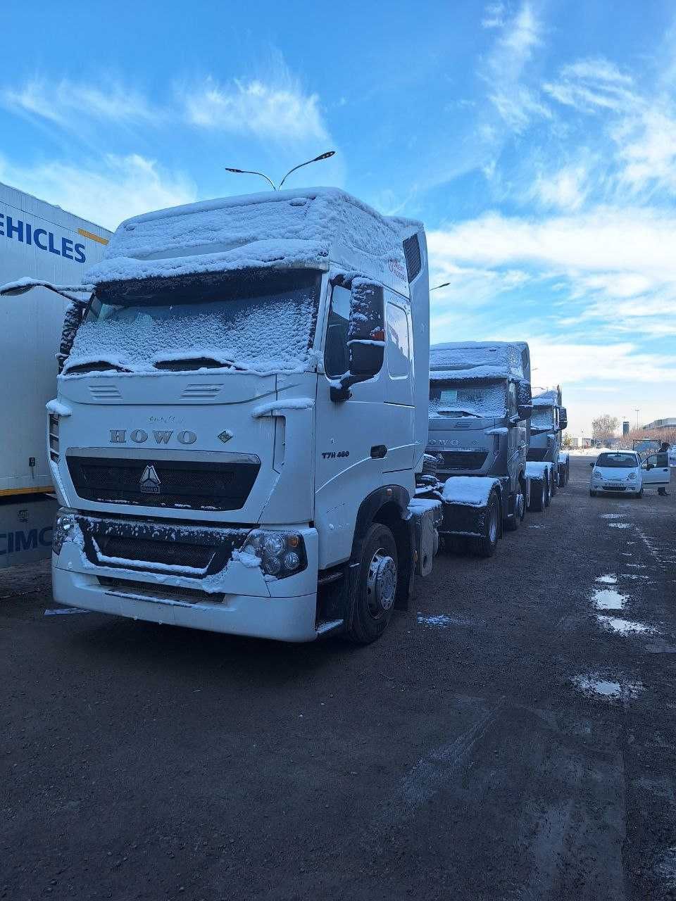 Седельный тягач Howo-T7H 440 6x4 CNG 
(пневмоподвеска, AMT)