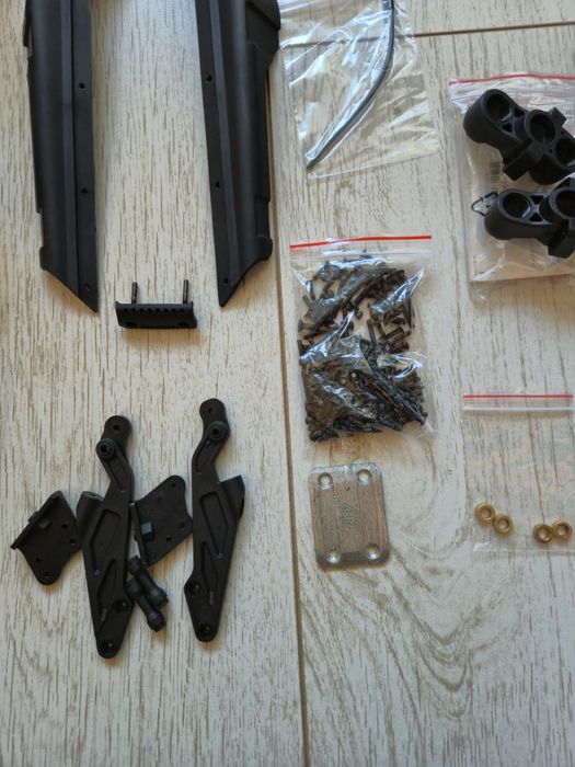 Vând piese automodel Arrma Kraton 6s V1-V4