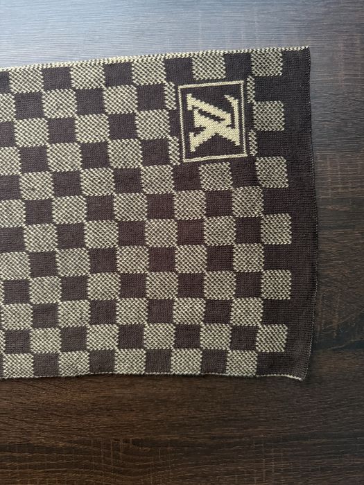 Eșarfă Louis Vouitton