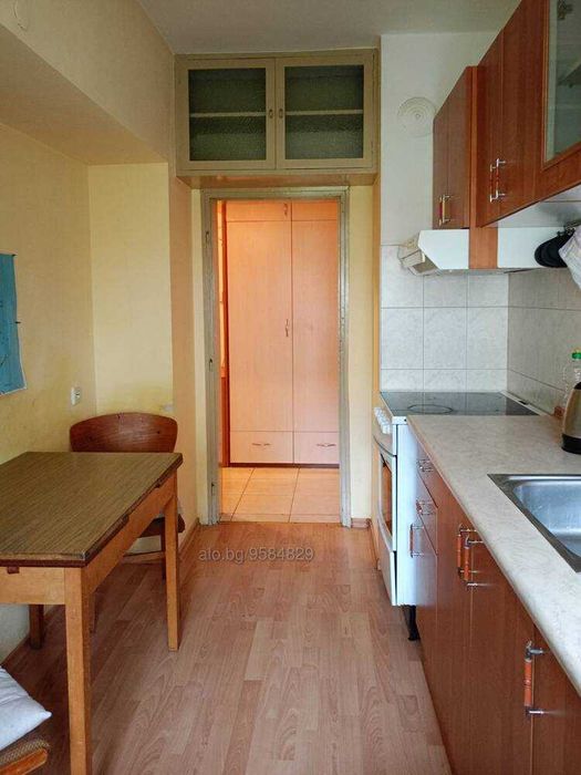 Дава се под наем Двустаен апартамент в Бургас, Лазур - 60 кв.м за 408 € - Снимка #4