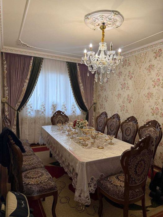 Срочно продаётся 5 комнатная квартира Алгоритм (Мухлиса)