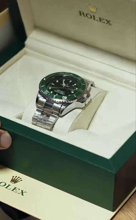 Часы Rolex с коробкой и документами
