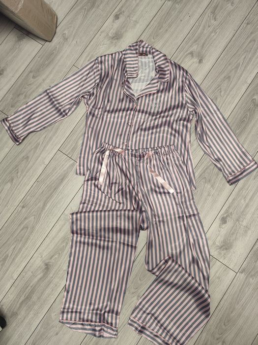 Pijama Victoria's secret dama