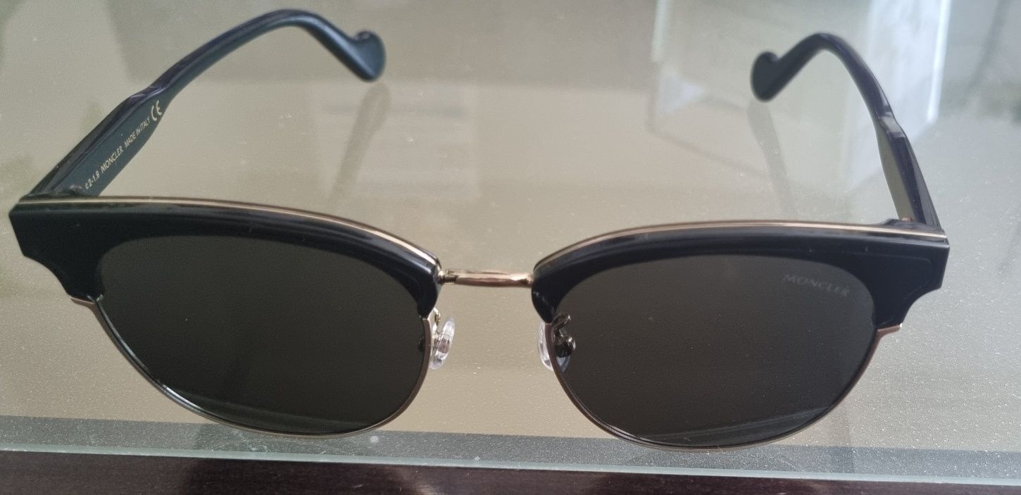 Разпродажба !!! Оригинални слънчеви очила Moncler ml0112-k/s 01a