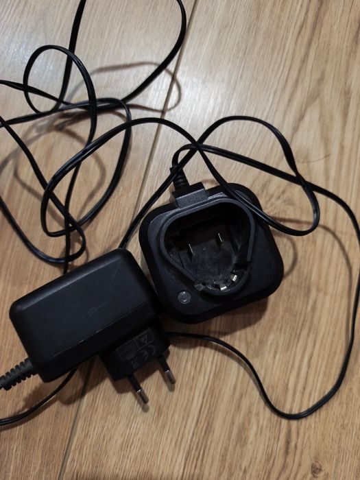 Autofiletante blsck&decker 2 bucati si incarcator original.